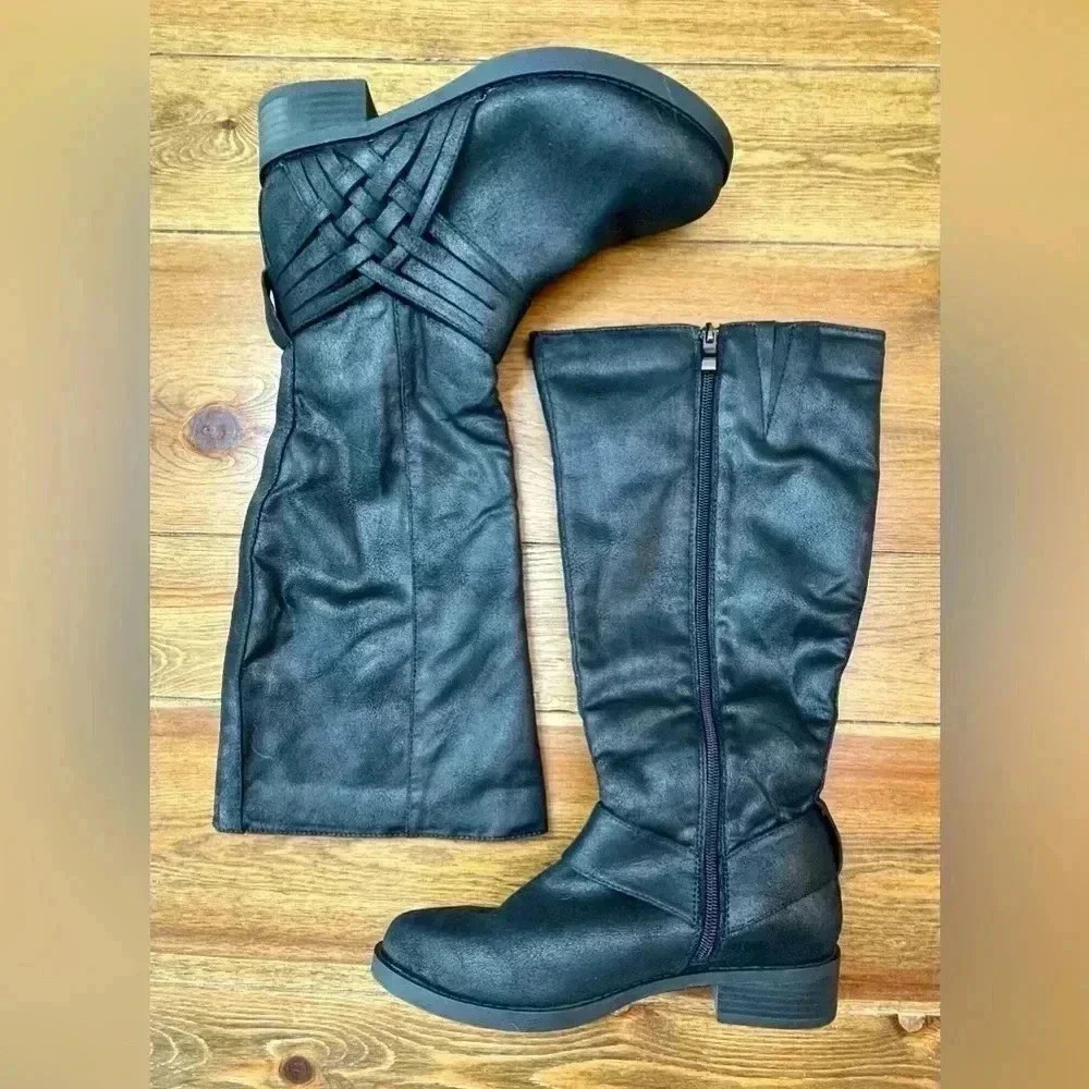 Journee Collection | Women’s 6 | Meg Round Toe Riding Knee-High Boots